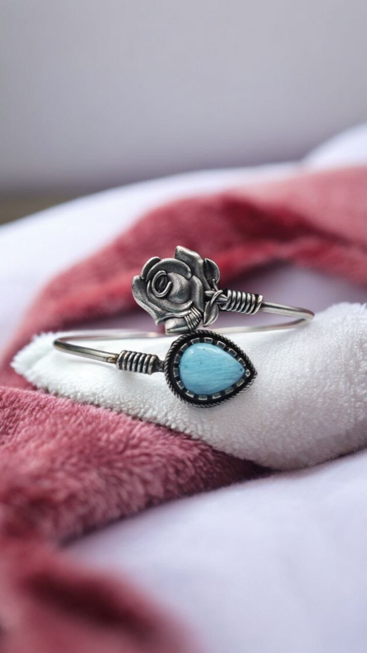 Oxidised Silver Rose Flower Bracelet with Monalisa Stone