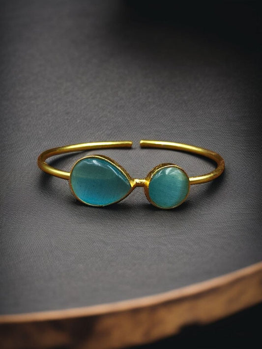 Fashionable Gold Plated Bracelet with Best Monalisa Stone – Casual Wear Jewellery