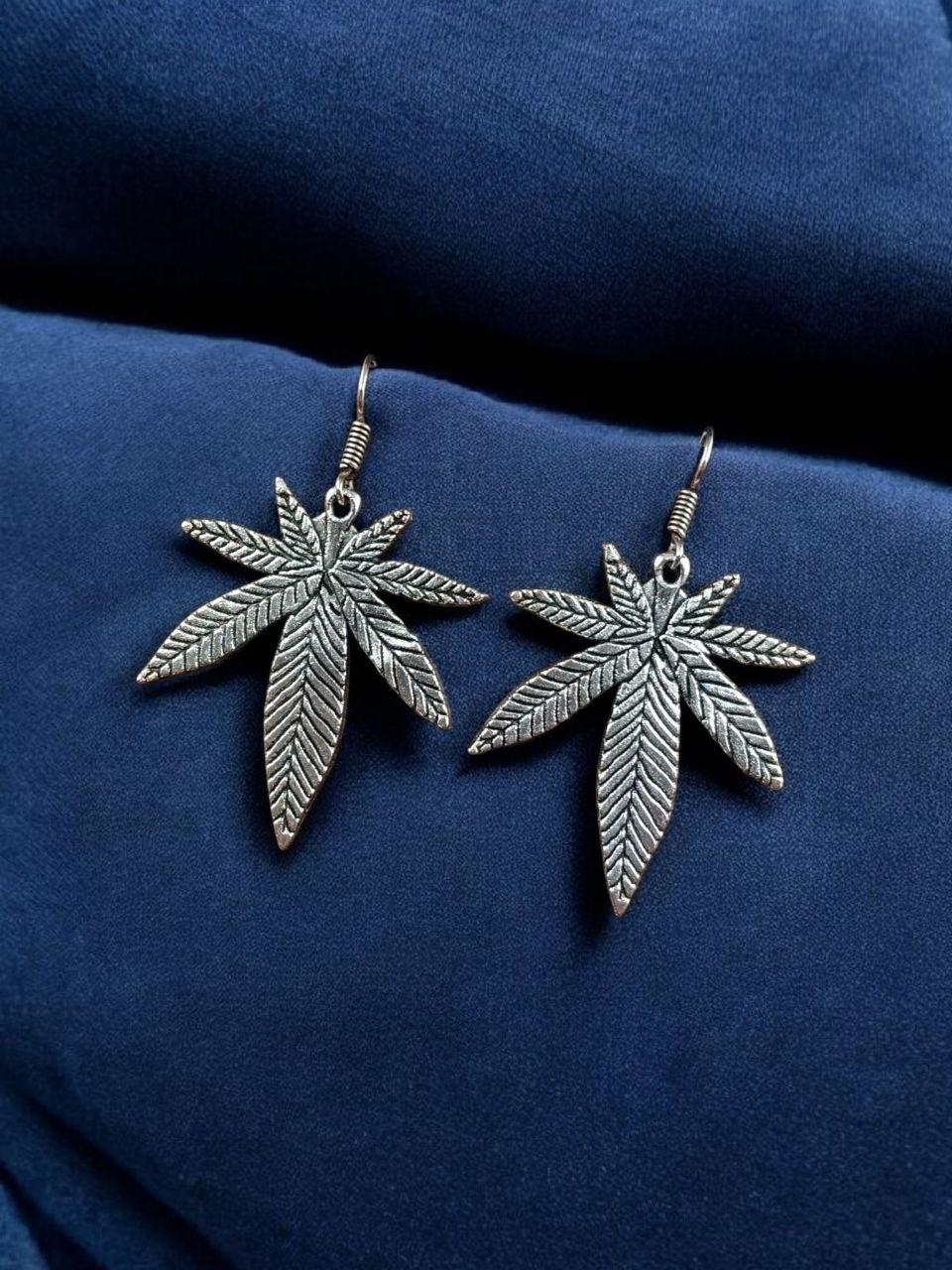 Statement Silver Maple/Pot Leaf Dangle Earrings