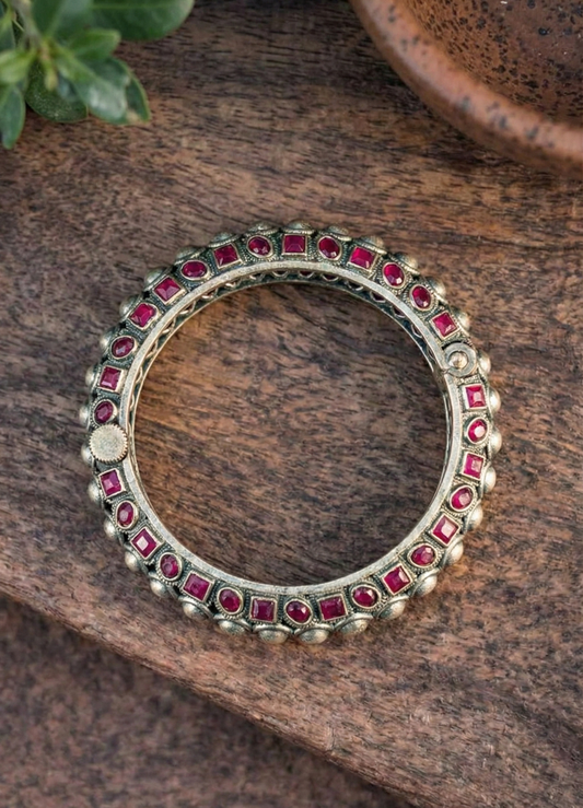 Royal Antique Silver Kada Bangle – Handcrafted Ruby-Pink Stone Embellished Ethnic Bracelet for Women