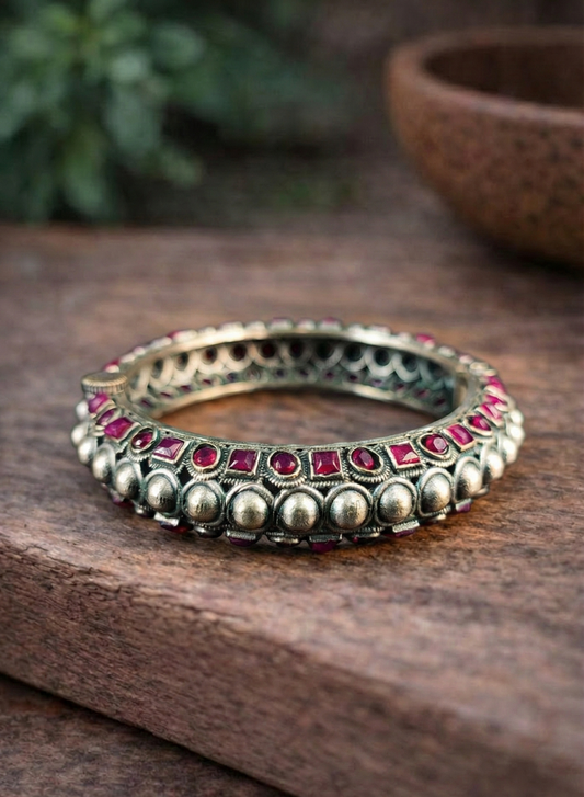 Royal Antique Silver Kada Bangle – Handcrafted Ruby-Pink Stone Embellished Ethnic Bracelet for Women