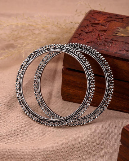 Oxidized Filigree Silver Chudiya