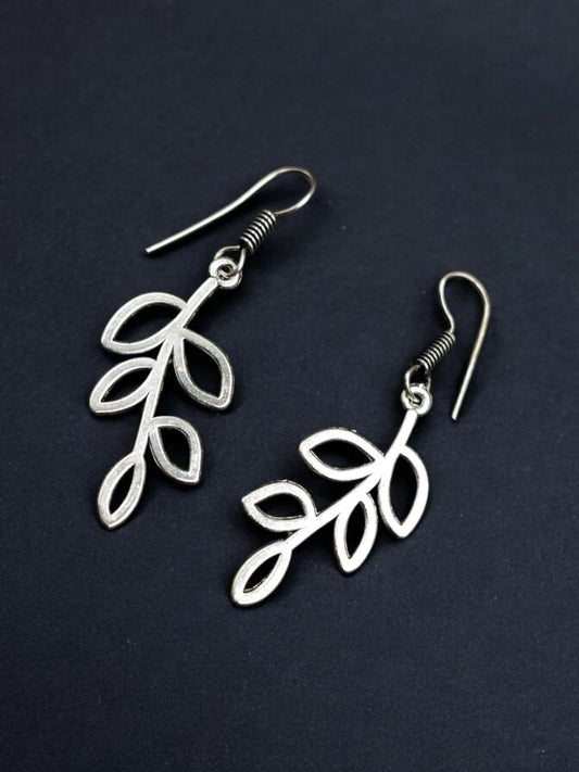 Elegant Openwork Leaf Dangle Earrings | Minimalist Silver Botanical Drop Jewellry | Nature Lover Gift
