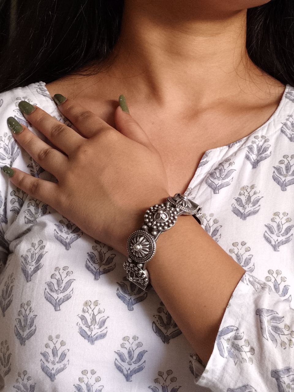 Luxurious Oxidised Silver Bangle | Adjustable Free Size Kada